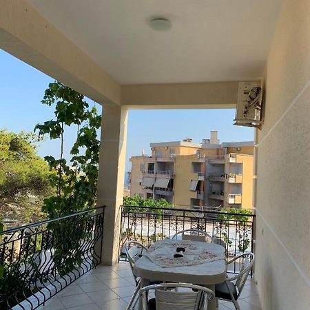 Ylli Cunaj Apartments Саранде Екстериор снимка