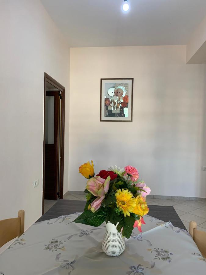 Ylli Cunaj Apartments Саранде Екстериор снимка
