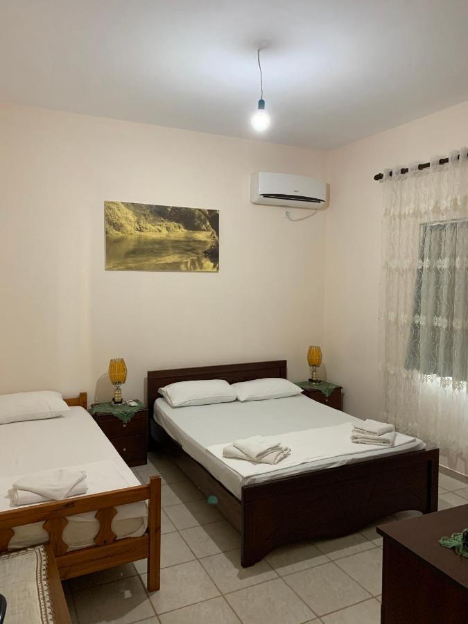 Ylli Cunaj Apartments Саранде Екстериор снимка