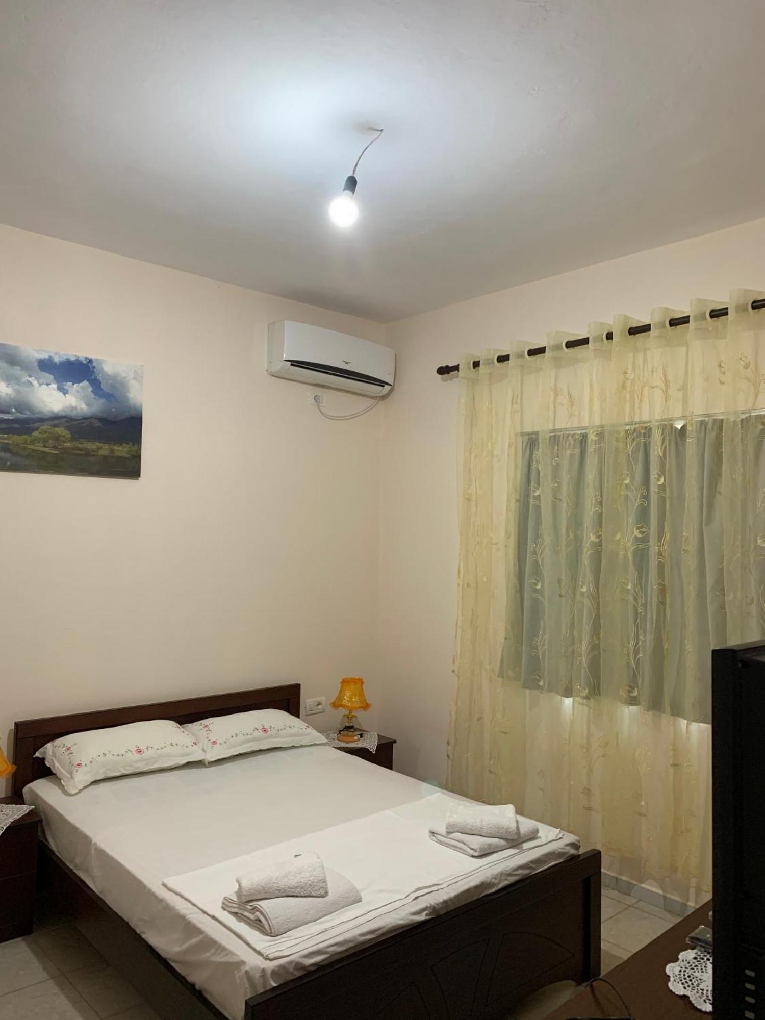 Ylli Cunaj Apartments Саранде Екстериор снимка
