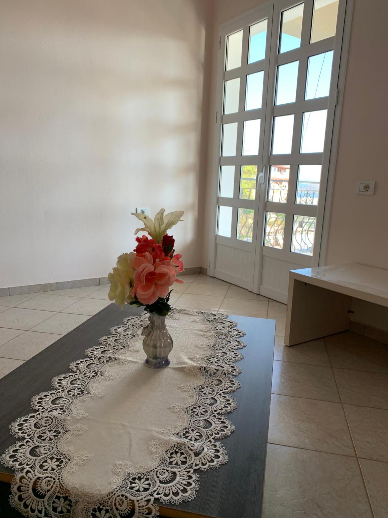 Ylli Cunaj Apartments Саранде Екстериор снимка